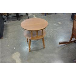 OVAL ENDTABLE