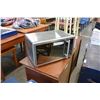 Image 1 : STAINLESS MICROWAVE