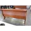 Image 2 : MODERN QUEENSIZE SLEIGH BED FRAME