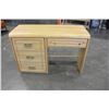 Image 1 : SHERMAG 4 DRAWER SINGLE PEDASTEL MAPLE DESK