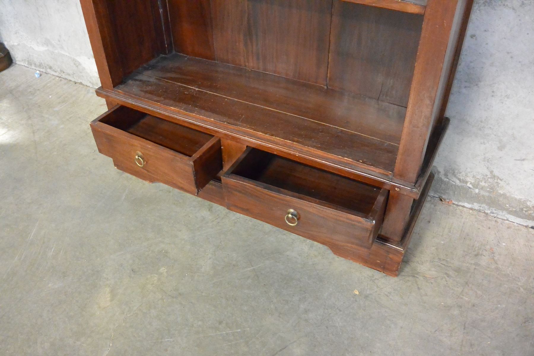 6 Foot Bookshelf With 2 Drawers