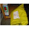 Image 1 : FIRE EXTINGUSHIER AND OIL SPILL KIT