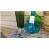 Image 2 : FOUR COLORED LIQUOR BOTTLES AND LOT OF MULTI TOOLS