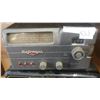 Image 2 : VINTAGE NATIONAL RADIO AND SIGNAL GENERATOR