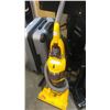 Image 1 : EUREKA BAGLESS VACCUM