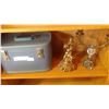 Image 1 : VINTAGE CASE AND CANDLESTICKS