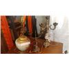 Image 2 : 2 VINTAGE LAMPS CANDLESTICK AND FIREPLACE COMPANION SET