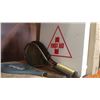 Image 1 : METAL FIRST AID BOX WITH CONTENTS AND RACKETS