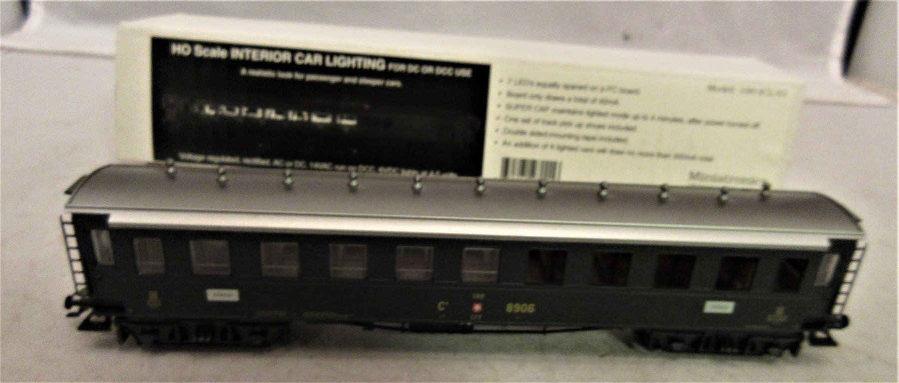 Marklin Swiss HO Scale Passenger Car Plus