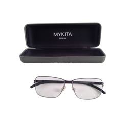 Father Figures Peter (Ed Helms) Glasses Movie Props