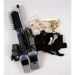 The Good Lie Carrie (Reese Witherspoon) Accessories Movie Props