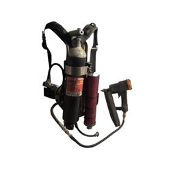 Resident Evil: The Final Chapter Dr.Isaacs (Iain Glen) Nail Gun Rig Movie Props