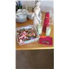 Image 1 : Assorted Small Christmas Decorations