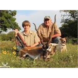 Two day parent/child hunt at Record Buck Ranch, with choice of 1 species.