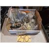 Image 1 : Box with contain