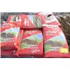 Image 1 : PALLET OF CIRCLE H FARMS TRIPLE MIX SOIL