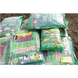 PALLET OF SCOTTS TURF BUILDER LAWN SOIL & CIL GOLF GREEN LAWN SOIL