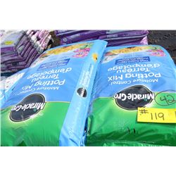 PALLET OF MIRACLE GRO POTTING MIX