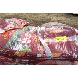 PALLET OF CIL SUSNET RED CEDAR MULCH