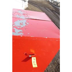 RED METAL STORAGE BOX/GARBAGE CAN