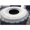 Image 1 : 26.5R X 25 TIRE