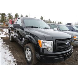 2014 FORD SHORT BOX TRUCK