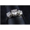 Image 1 : 14KT THREE STONE DIAMOND RING