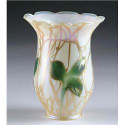 QUEZAL DECORATED SHADE