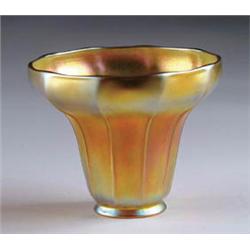 STEUBEN ART GLASS SHADE
