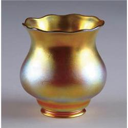 STEUBEN ART GLASS SHADE