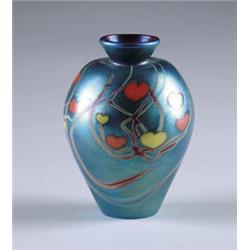 CONTEMPORARY ART GLASS VASE