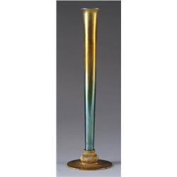 TIFFANY PULLED FEATHER BUD VASE