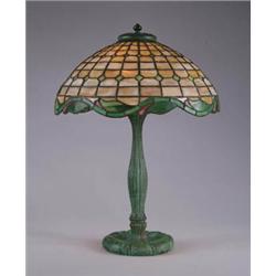 LEADED GLASS TABLE LAMP