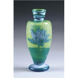 WATER LILY CAMEO VASE