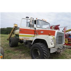 1975 FORD FLOATER TRUCK