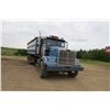 Image 2 : 1994 WESTERN STAR 4864 TANDEM AXLE GRAIN TRUCK