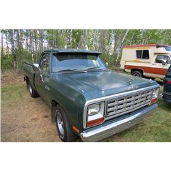 1982 DODGE 150 CUSTOM