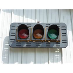 TRAFFIC LIGHT BANK