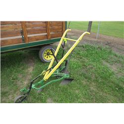 JOHN DEERE WALKING PLOW