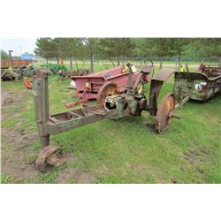JOHN DEERE TRACTOR FRAME