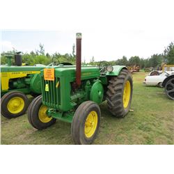 1949 JOHN DEERE D TRACTOR