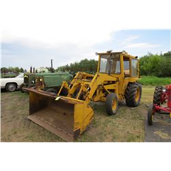 MASSEY FERGUSO 34 TRACTOR