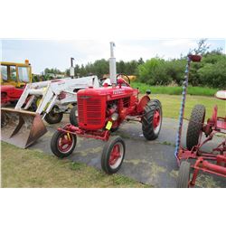 FARMALL A TRACTOR