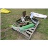 Image 1 : PALLET OF MISCELLANEOUS JOHN DEERE PARTS