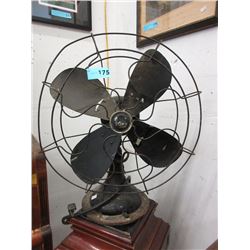 Vintage Robbins & Myers 18" Metal Table Fan