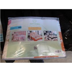 New Queen Size 3 Piece Quilt Set - Orange