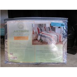 New Stripe Double/Queen 3 Piece Quilt Set