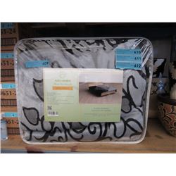 New Queen Size Grey & Black Sherpa Blanket