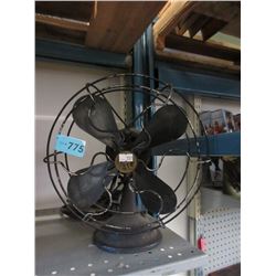 Vintage 11" R.M. Metal Table Fan