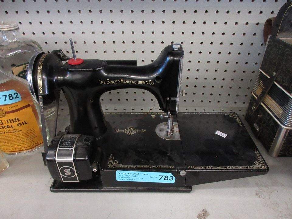 Small Singer Machine Vintage Small Singer Sewing Machine